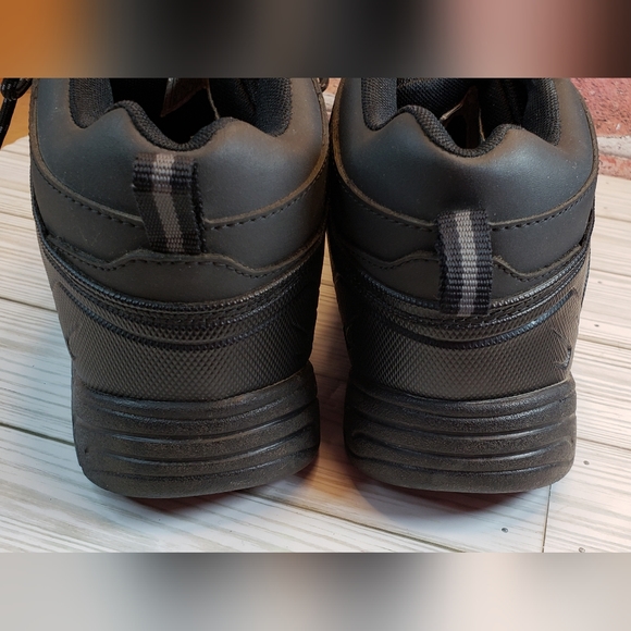 TredSafe Slip Resistant Steel-toed work boots men's size 8½ (sw204) - Picture 7 of 14